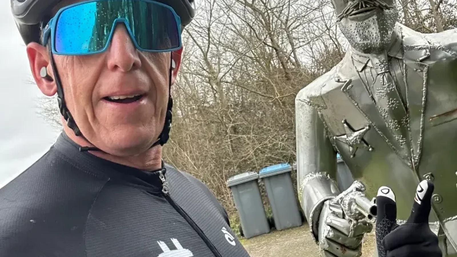 Nick & metal man